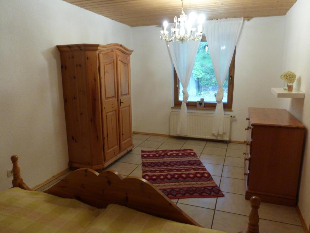 Ferienwohnungen Hof Heiderich Oberzent Esterno foto