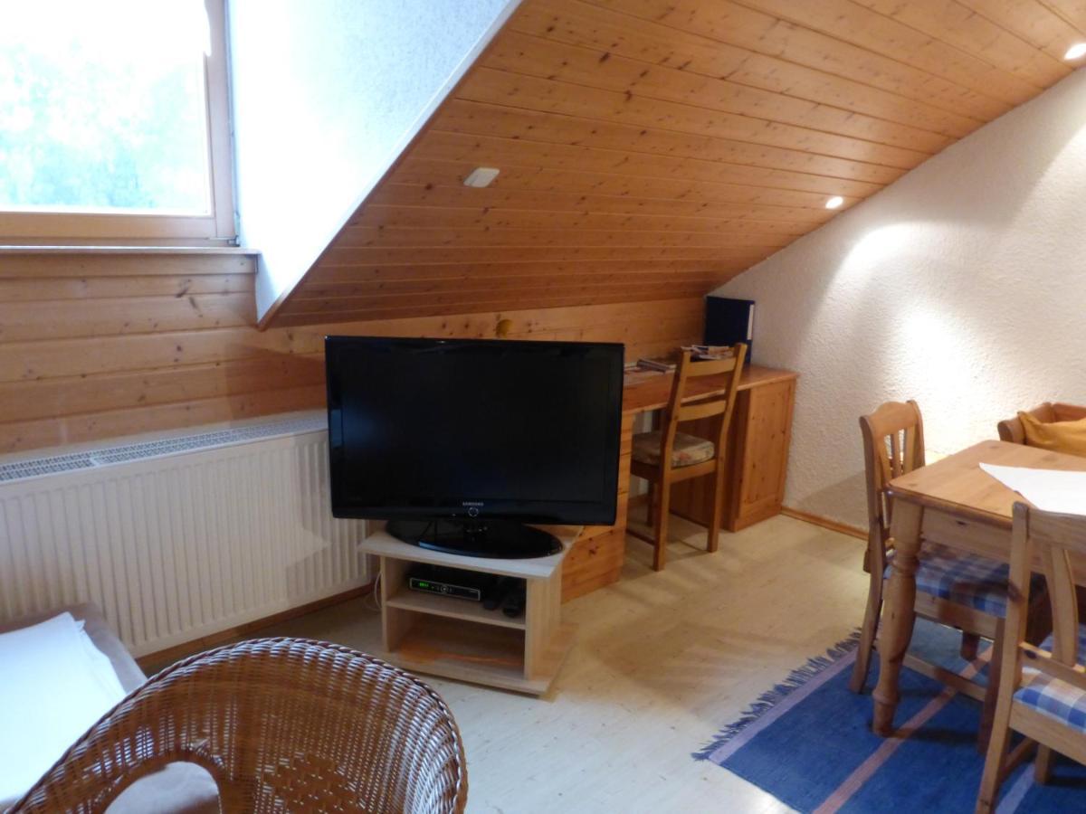 Ferienwohnungen Hof Heiderich Oberzent Esterno foto