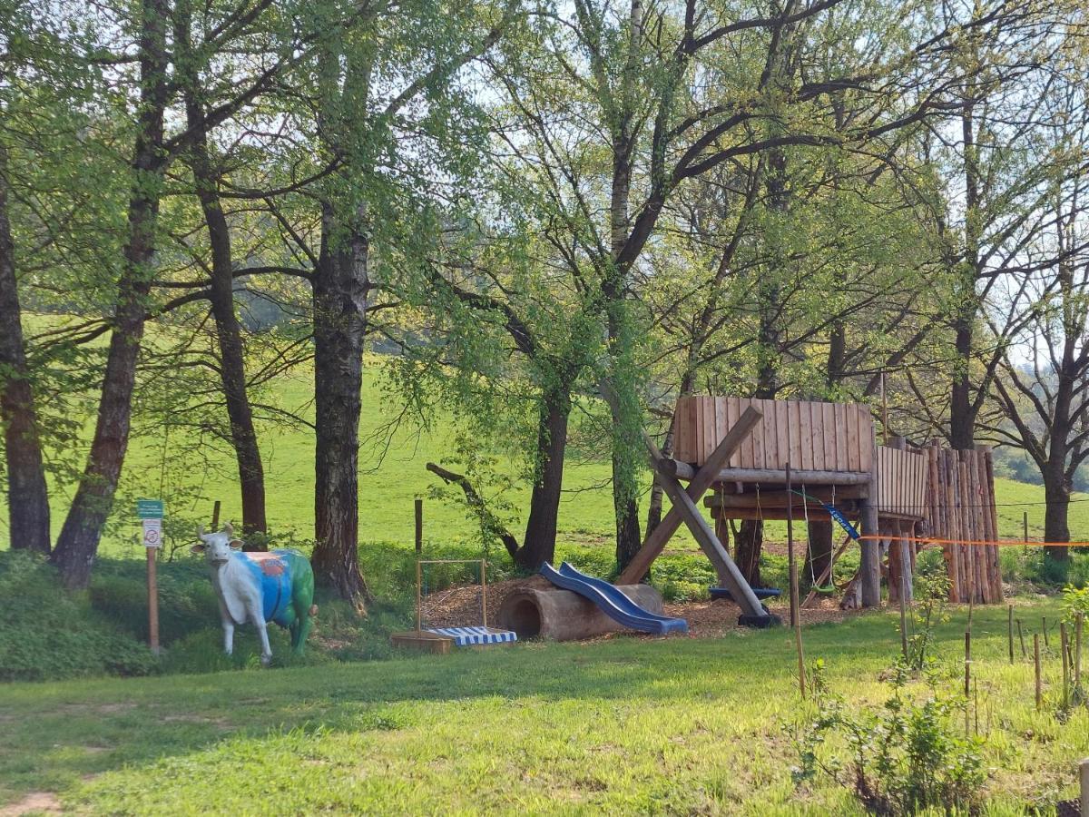 Ferienwohnungen Hof Heiderich Oberzent Esterno foto