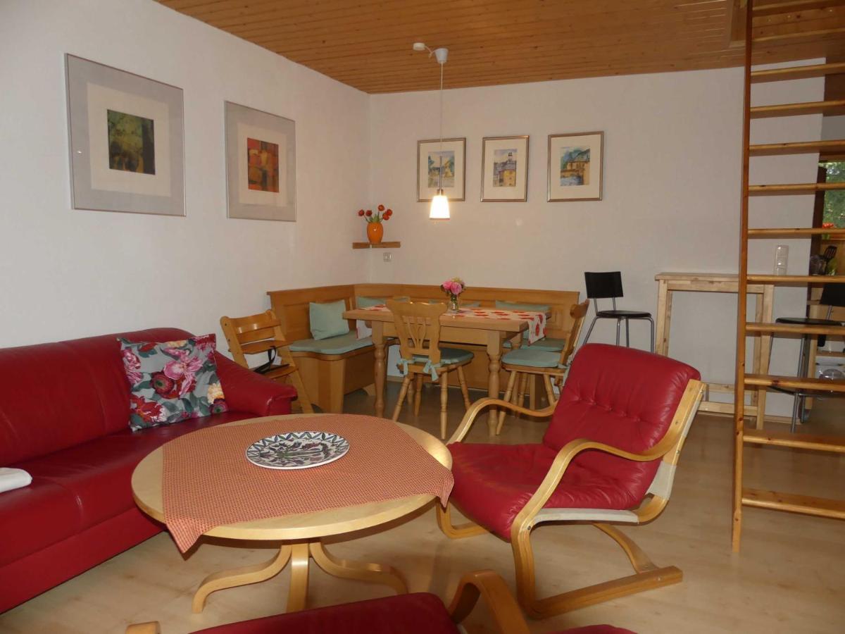 Ferienwohnungen Hof Heiderich Oberzent Esterno foto