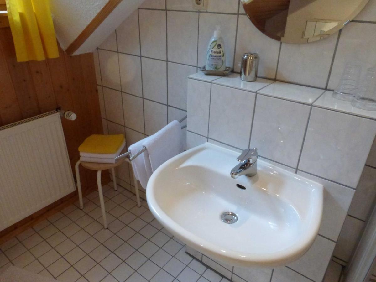 Ferienwohnungen Hof Heiderich Oberzent Esterno foto