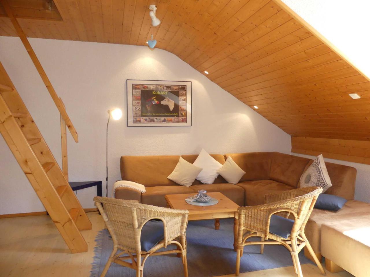Ferienwohnungen Hof Heiderich Oberzent Esterno foto